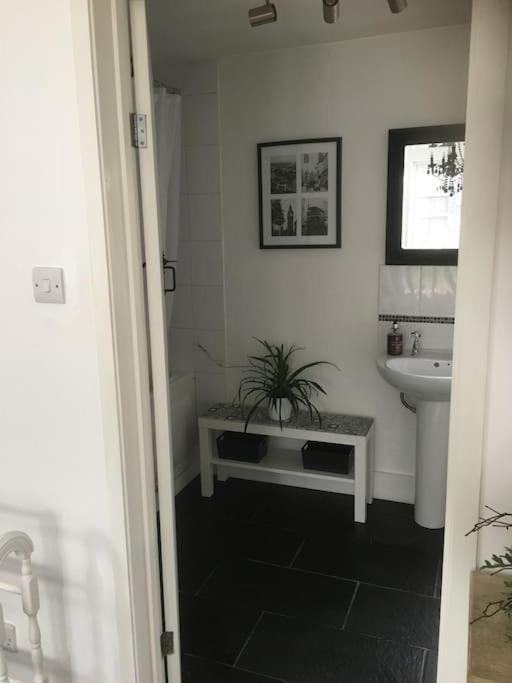 Herb Garden Bungalow Villa Nazeing Luaran gambar
